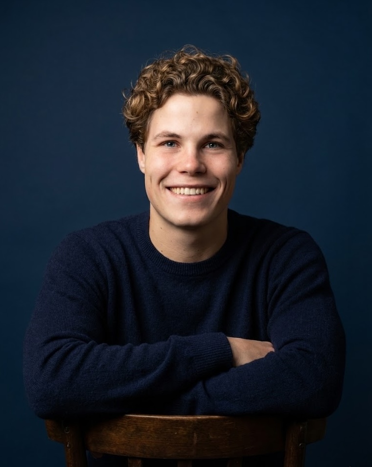 Portretfoto van Tijn van Noordenne, oprichter van AIjurist